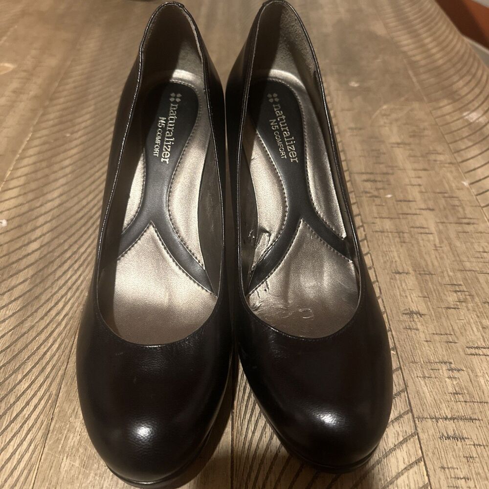 Naturalizer N5 Comfort Lennox Blk Classic Leather High Heel 2.5” Pump Shoes 8.5